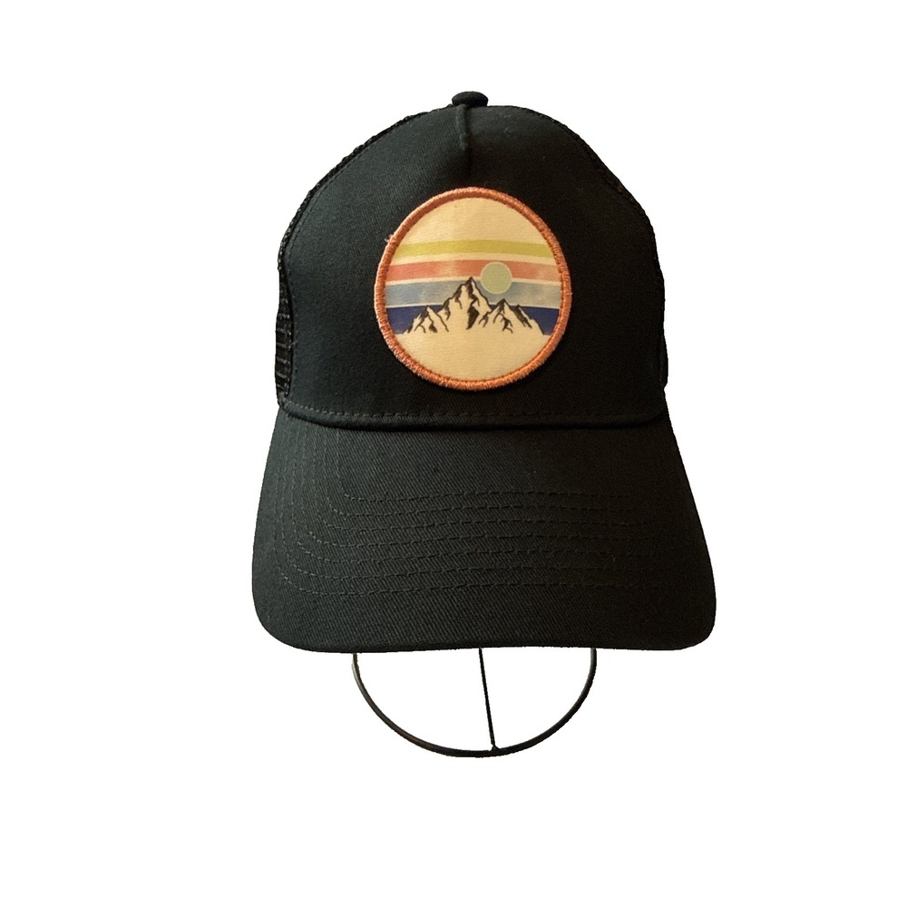 Retro Mountain Patch Trucker Hat Black Mesh Back Snapback Cap Gorpcore Hiking